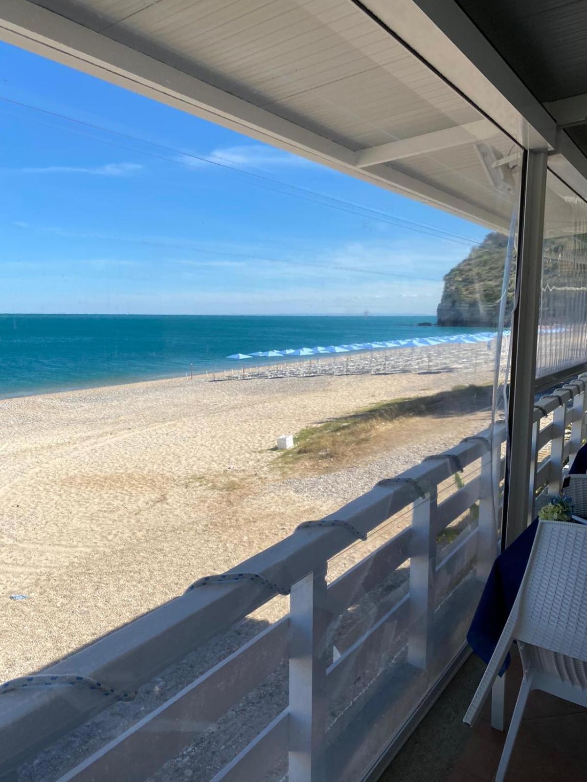 B&B Direttamente Sul Mare Da Antonino Mattinata Bagian luar foto